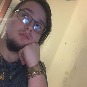 Meet your Posher, Nick